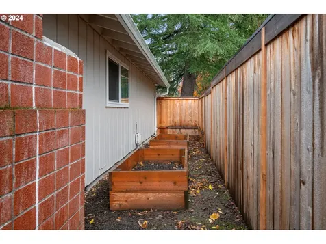 6355 SW Dale Avenue Beaverton OR 97008