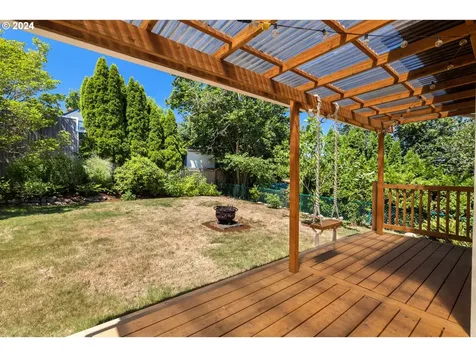 33 Se 71st Avenue Portland OR 97215