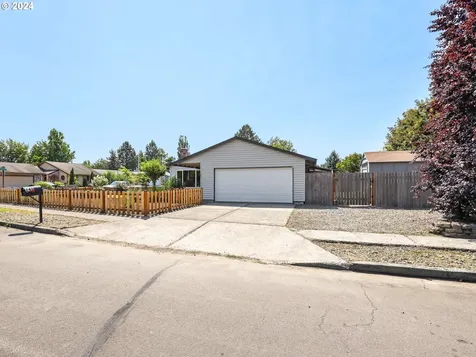 745 Se 17th Street Troutdale OR 97060