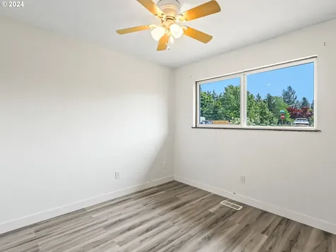 745 Se 17th Street Troutdale OR 97060