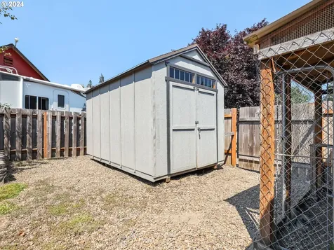 745 Se 17th Street Troutdale OR 97060