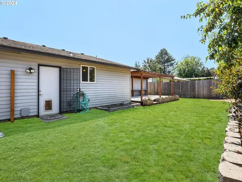 745 Se 17th Street Troutdale OR 97060