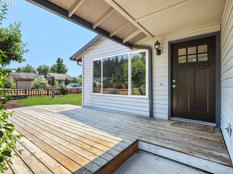 745 Se 17th Street Troutdale OR 97060