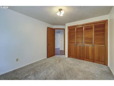 2211 Se Norelius Drive Vancouver WA 98683