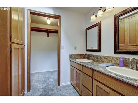 2211 Se Norelius Drive Vancouver WA 98683