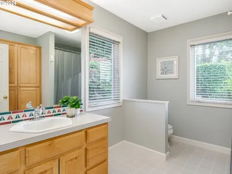 8308 NW Bacon Road Vancouver WA 98665