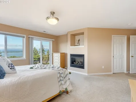 8308 NW Bacon Road Vancouver WA 98665
