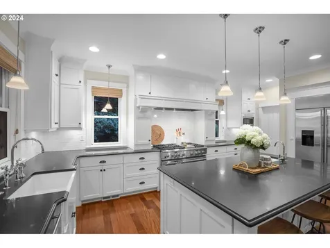 4855 Nw Keenan Place Portland OR 97229
