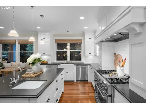4855 Nw Keenan Place Portland OR 97229