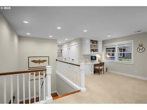 4855 Nw Keenan Place Portland OR 97229