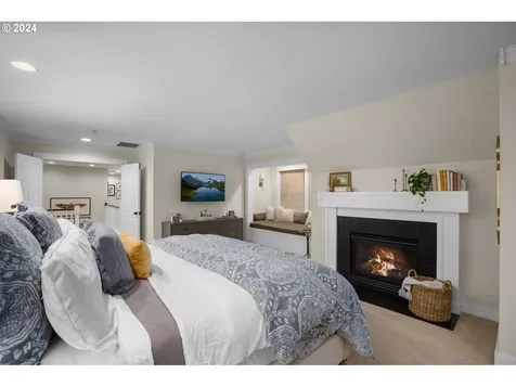4855 Nw Keenan Place Portland OR 97229