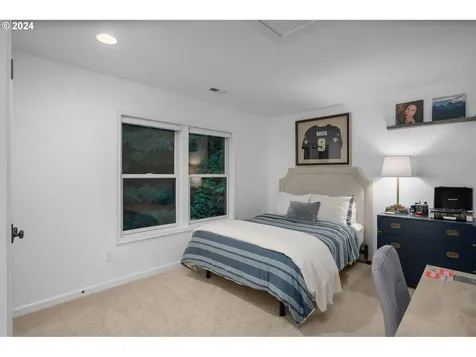 4855 Nw Keenan Place Portland OR 97229