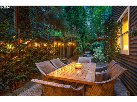 4855 Nw Keenan Place Portland OR 97229