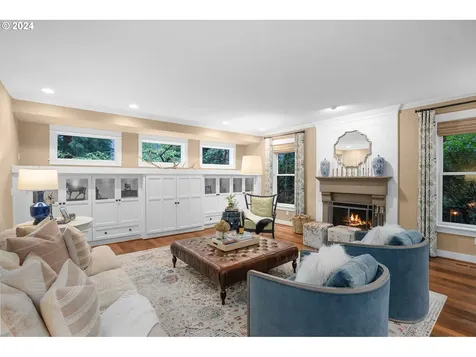 4855 Nw Keenan Place Portland OR 97229