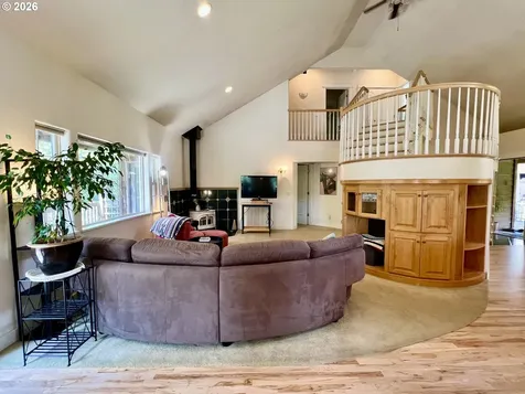 28544 Crow Road Eugene OR 97402