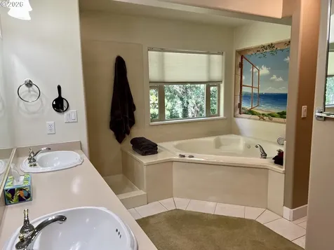 28544 Crow Road Eugene OR 97402