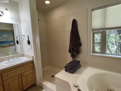 28544 Crow Road Eugene OR 97402