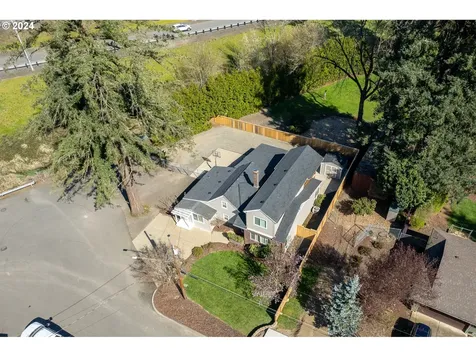 2011 13th Street West Linn OR 97068