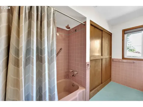4921 Nw Cherry Street Vancouver WA 98663