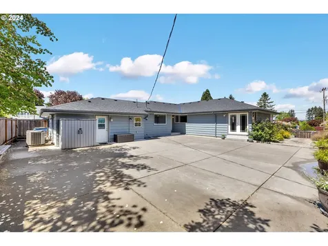 4921 Nw Cherry Street Vancouver WA 98663