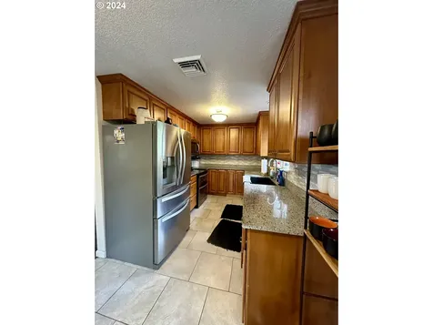 1257 SE Washington Avenue Roseburg OR 97470