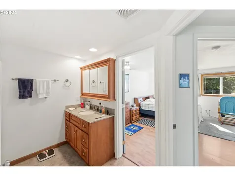 165 S 14th Street Lakeside OR 97449