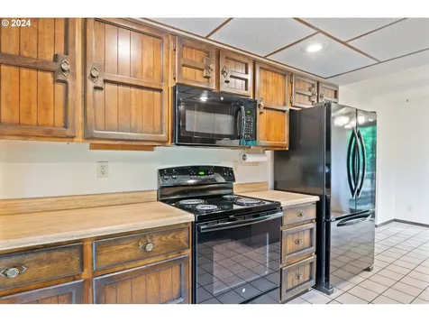 309 Clark Creek Road Longview WA 98632