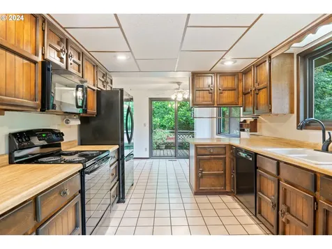 309 Clark Creek Road Longview WA 98632