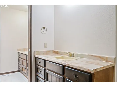 309 Clark Creek Road Longview WA 98632