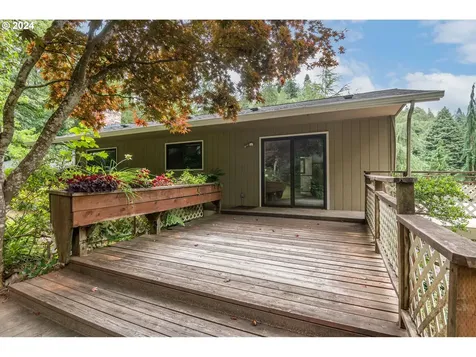 309 Clark Creek Road Longview WA 98632