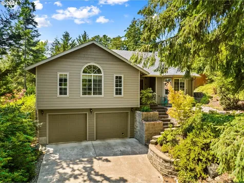 398 Dellwood Drive Eugene OR 97405