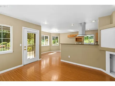 398 Dellwood Drive Eugene OR 97405