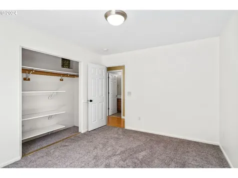 398 Dellwood Drive Eugene OR 97405