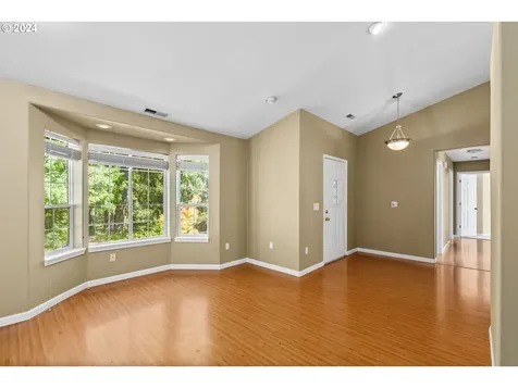 398 Dellwood Drive Eugene OR 97405