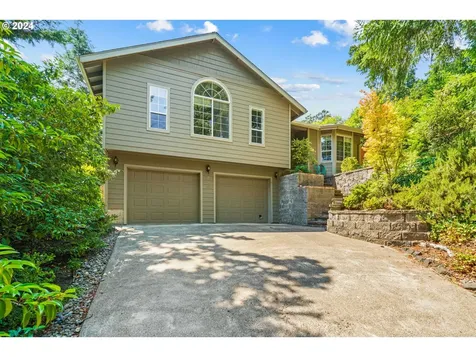 398 Dellwood Drive Eugene OR 97405