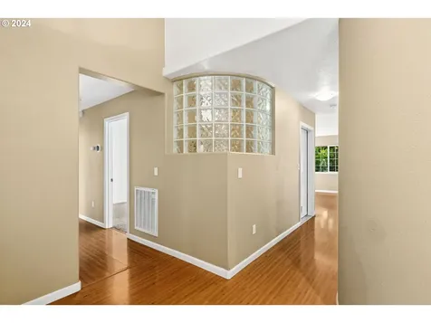 398 Dellwood Drive Eugene OR 97405