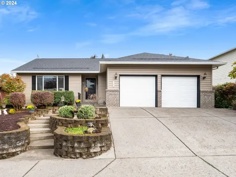37353 Indian Summer Street Sandy OR 97055