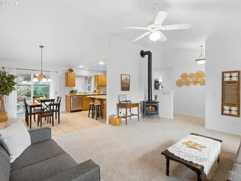 37353 Indian Summer Street Sandy OR 97055