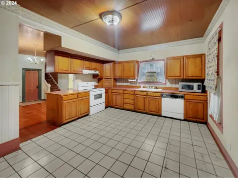 812 Willow Street Myrtle Point OR 97458