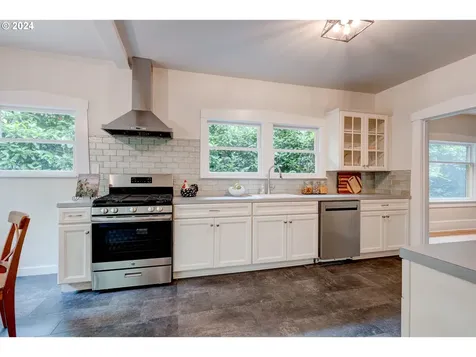 2205 Ne 42nd Avenue Portland OR 97213