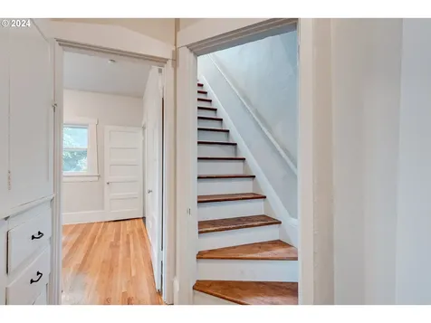 2205 Ne 42nd Avenue Portland OR 97213