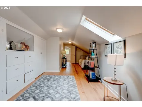 2205 Ne 42nd Avenue Portland OR 97213