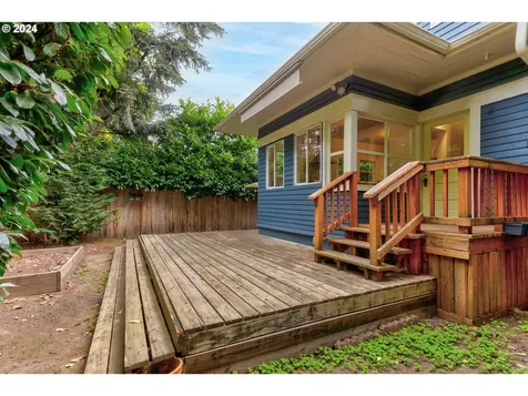 2205 Ne 42nd Avenue Portland OR 97213