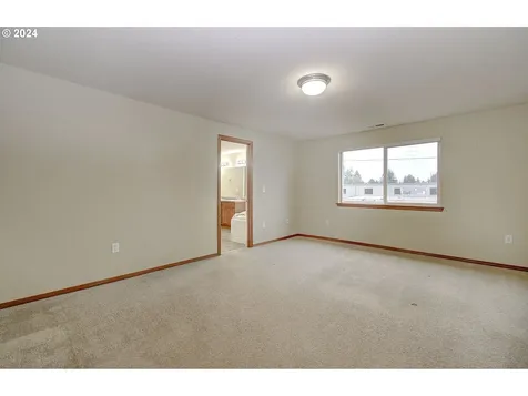 7703 Ne 92nd Avenue Vancouver WA 98662