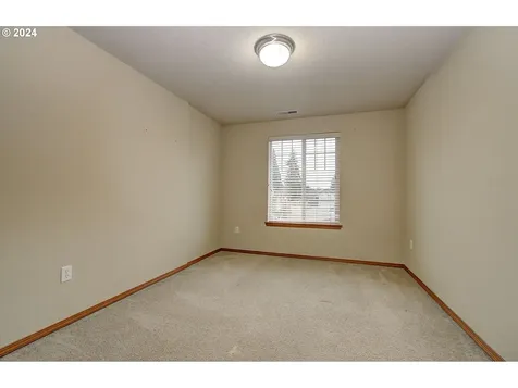 7703 Ne 92nd Avenue Vancouver WA 98662
