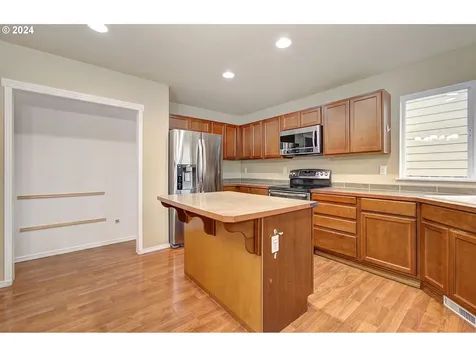 7703 Ne 92nd Avenue Vancouver WA 98662
