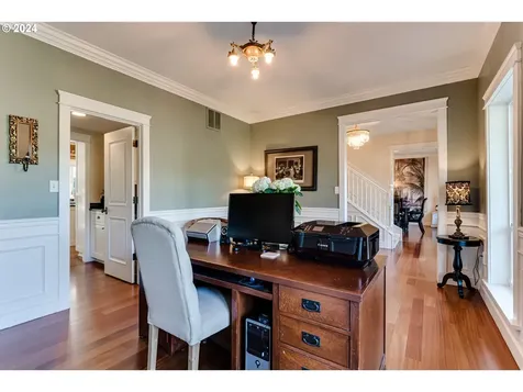 85154 S Willamette Street Eugene OR 97405