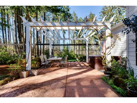 85154 S Willamette Street Eugene OR 97405
