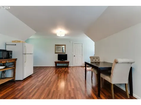 85154 S Willamette Street Eugene OR 97405
