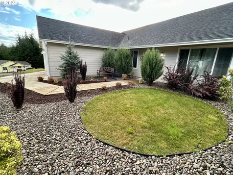 479 Providence Drive Reedsport OR 97467